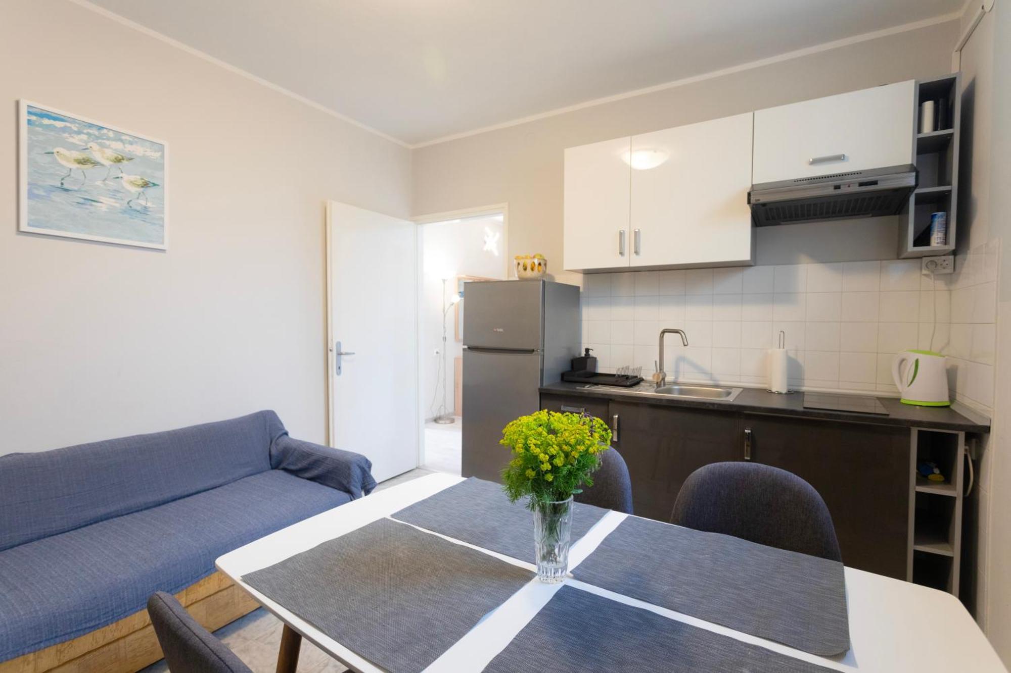 Apartments Galeb 拉巴克 外观 照片